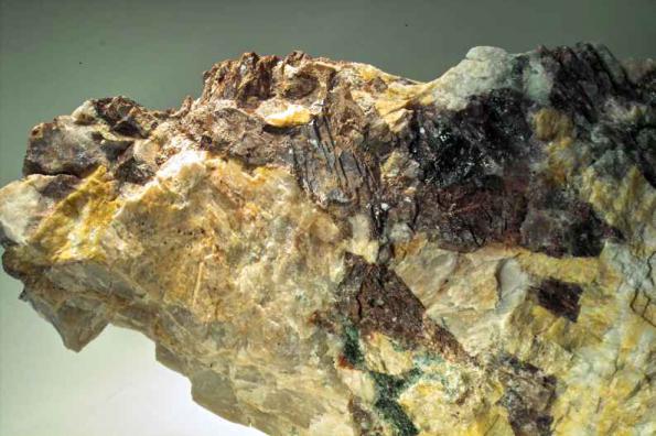 مصارف سیلیس در صنایع مختلف